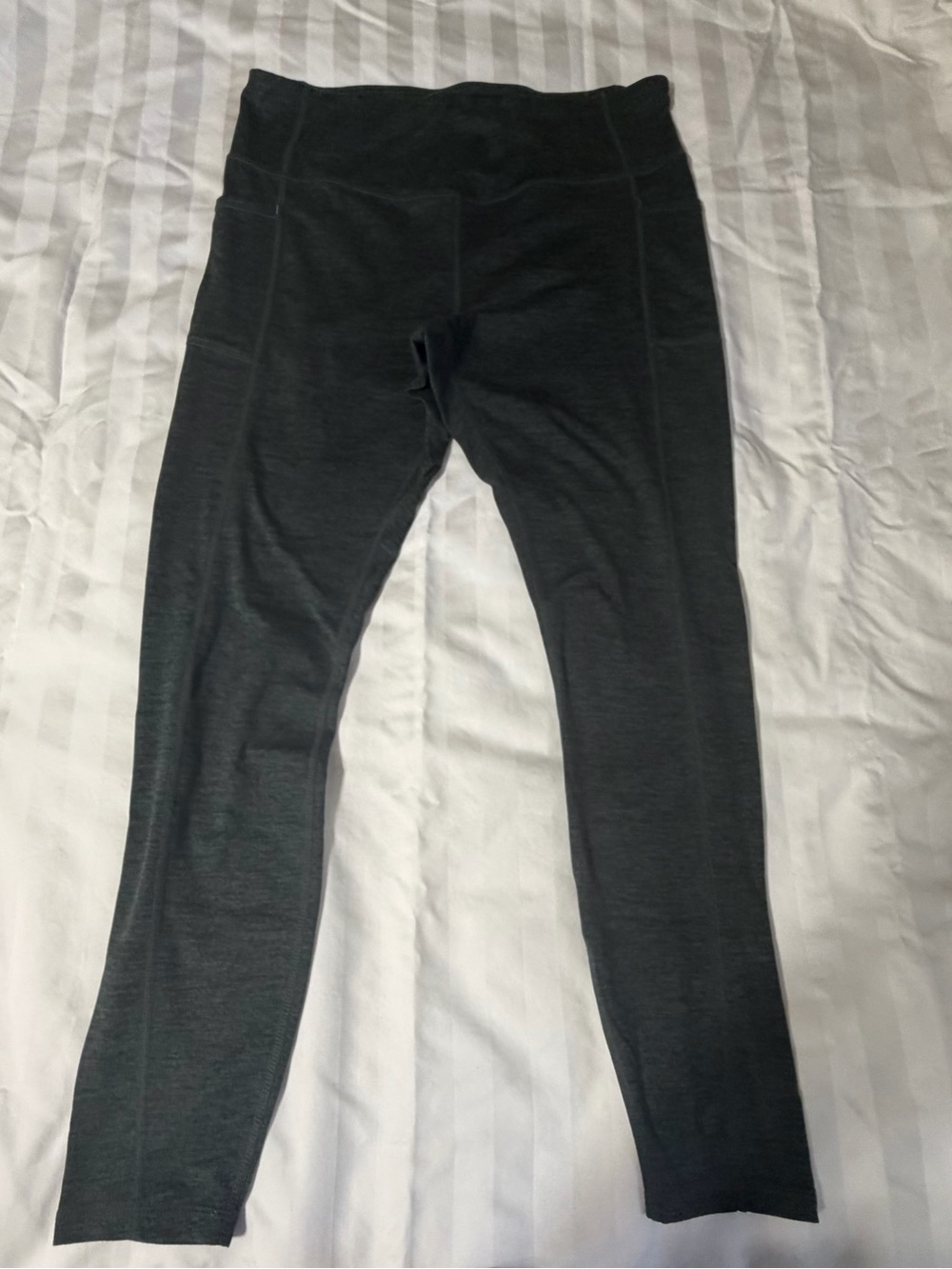 Gaiam Women's Ankle Leggings Workout Running Pants XL Waist 32” Inseam 25”